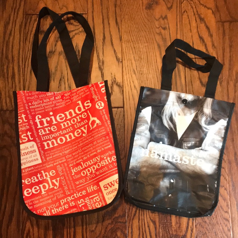 2 small Lululemon reusable bags